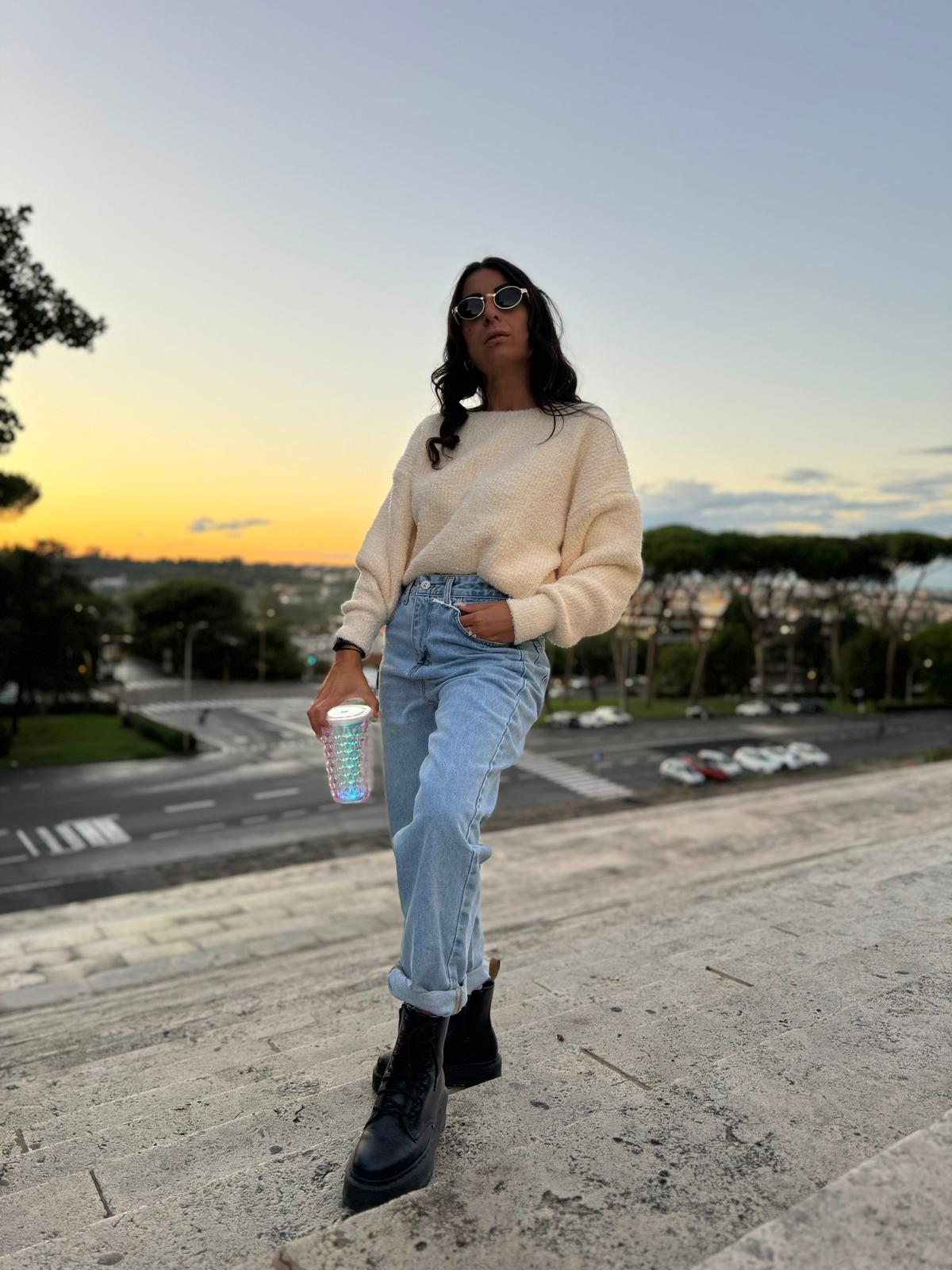 JEANS MOM FIT NOÁ NEW COLLECTION